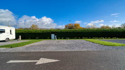 A hardstanding pitch at Cheddar Club Campdsite