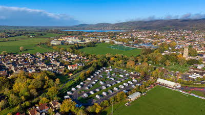 An aerial shot of Cheddar Cluv Campsite and the surrounding area