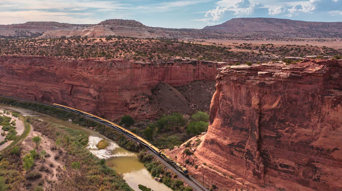 Photo of Rocky Mountaineer in America