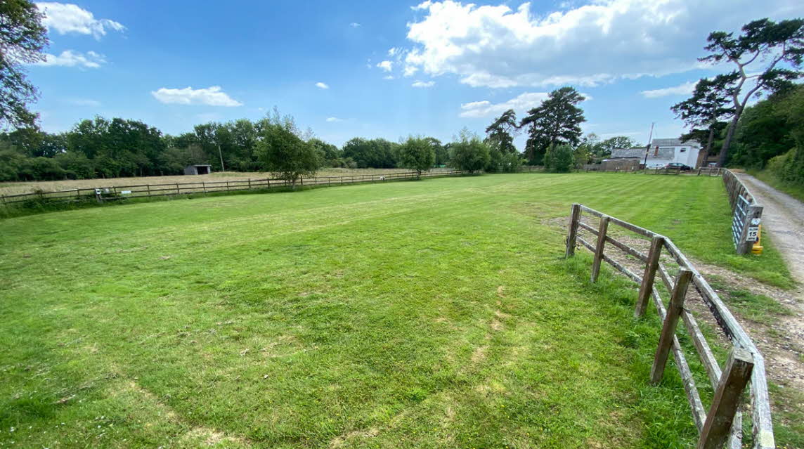 Long Acre Farm Certificated Location Caravan and Motorhome Club