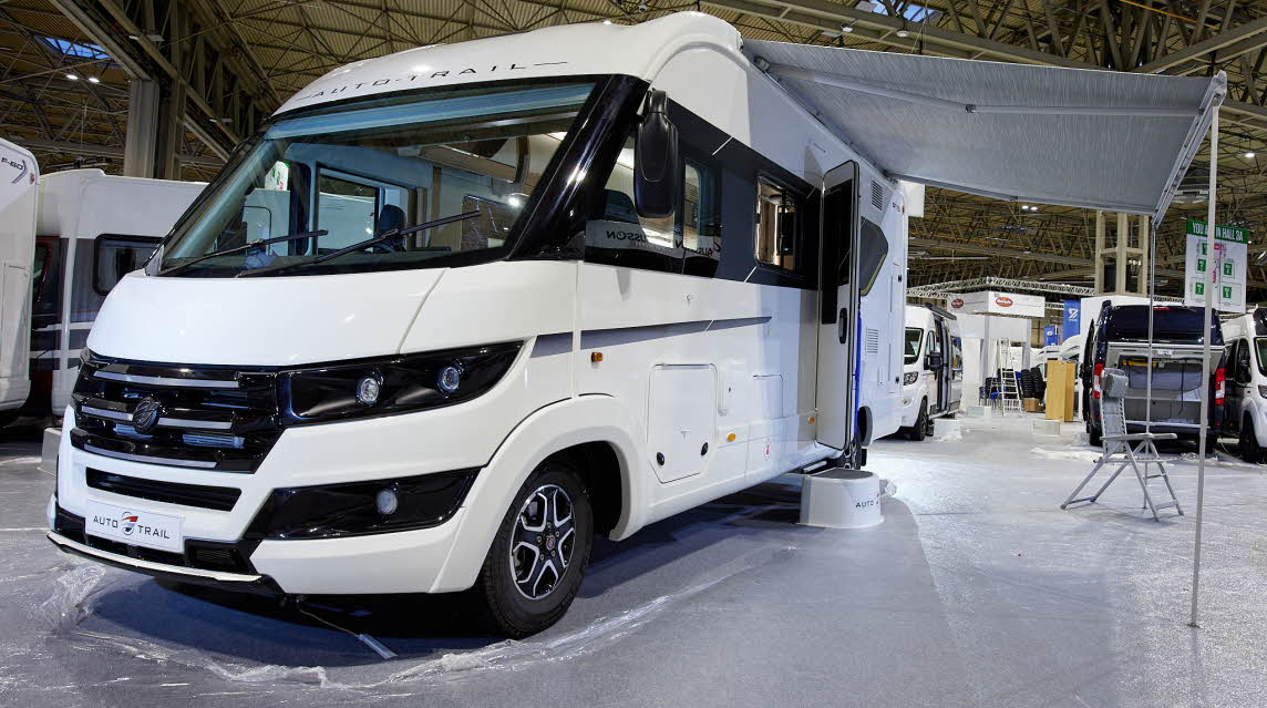A Class, white, black grille, awning
