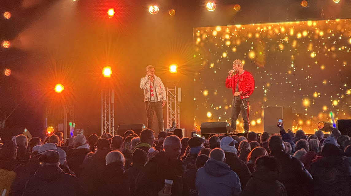 Boyzlife on stage