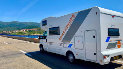 Motorhome Hire