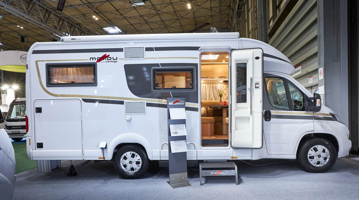 Coachbuilt, exterior, white, grey stripe