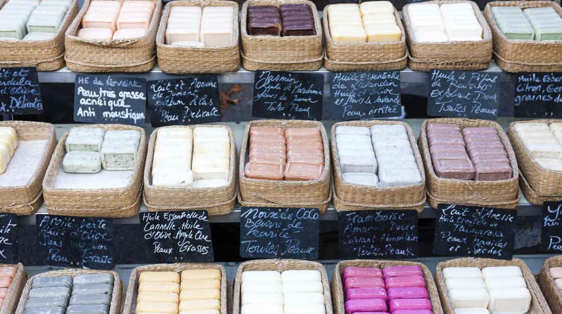 Forcalquier market